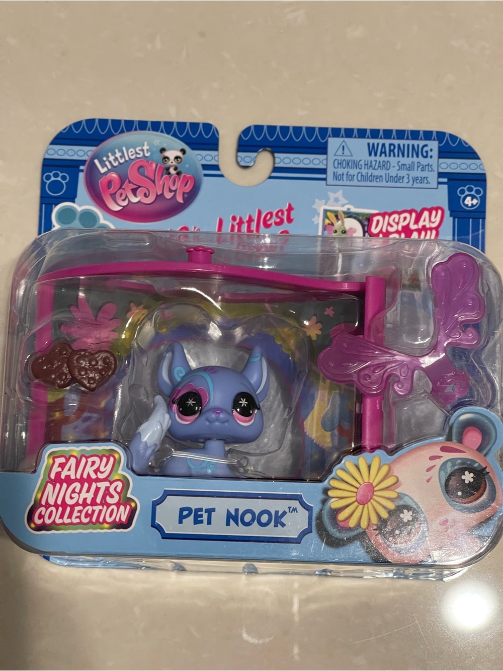 Littlest Pet Shop Blue and Pink Fairy Nights Pet Nook Playset